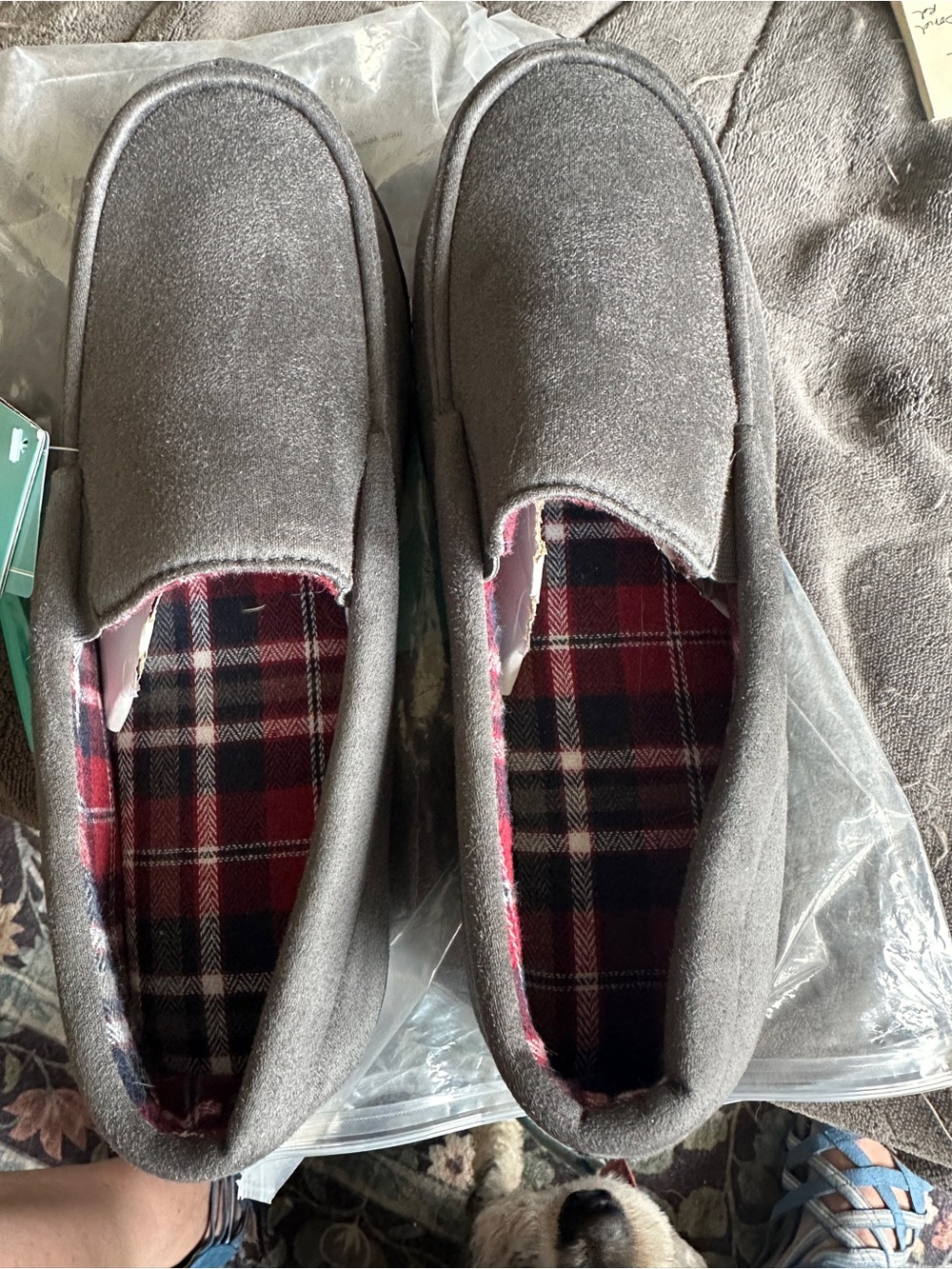 Men's Gray Slip-On Loafers with Red Plaid Lining